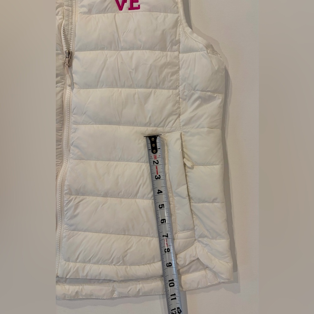 32 Degrees Tennis Custom LOVE White Sleeveless Puffer Vest Large Zipped Pockets - Picture 8 of 14